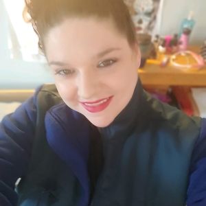 Meet your Posher, Chrissy